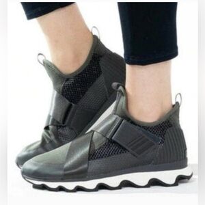 Sorel Kinetic Shoe Women Mesh Athletic Sneaker Velcro Strap Scallop Sole New